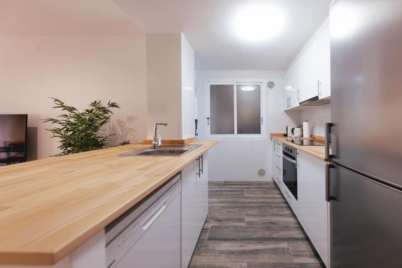 Bravissimo Pont De La Princesa, Comfortable 3-Bedroom Apartment Gerona Exterior foto