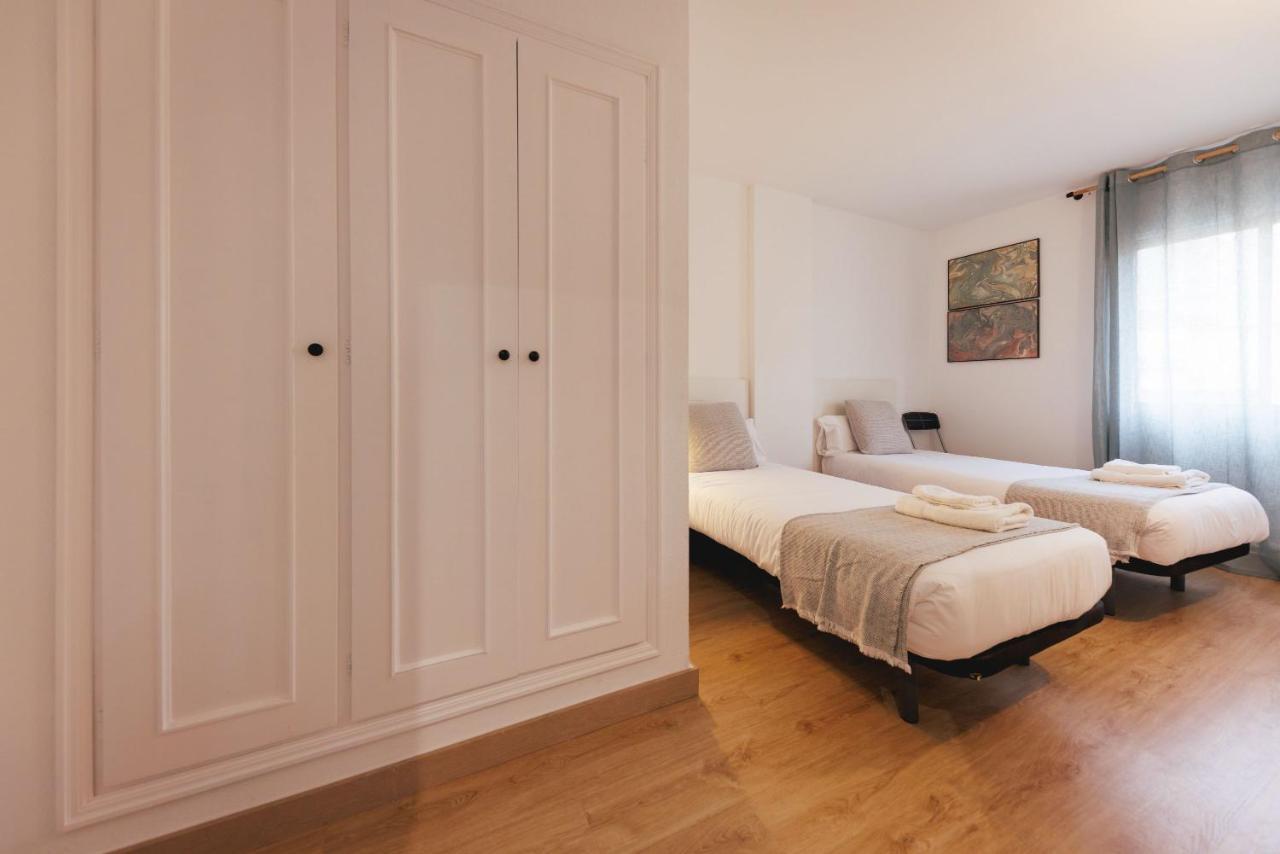 Bravissimo Pont De La Princesa, Comfortable 3-Bedroom Apartment Gerona Exterior foto