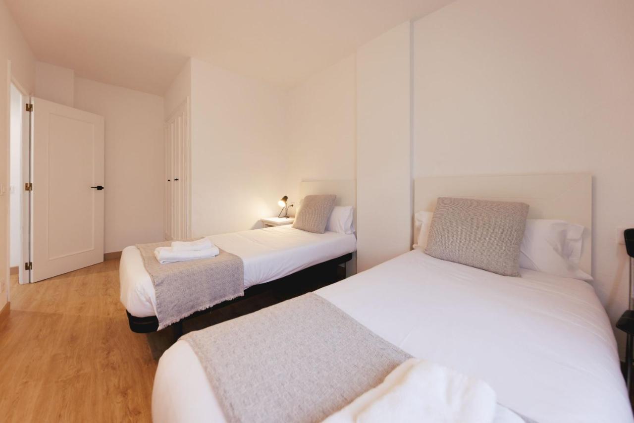 Bravissimo Pont De La Princesa, Comfortable 3-Bedroom Apartment Gerona Exterior foto